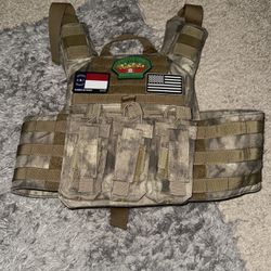 Tactical Vest (Patches Not included)