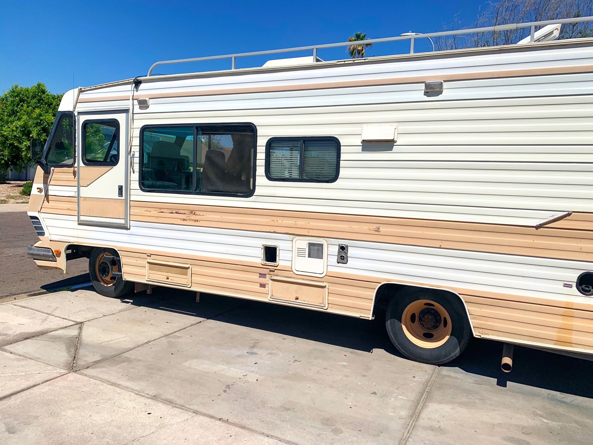 1991 Chevy RV, Winnebago