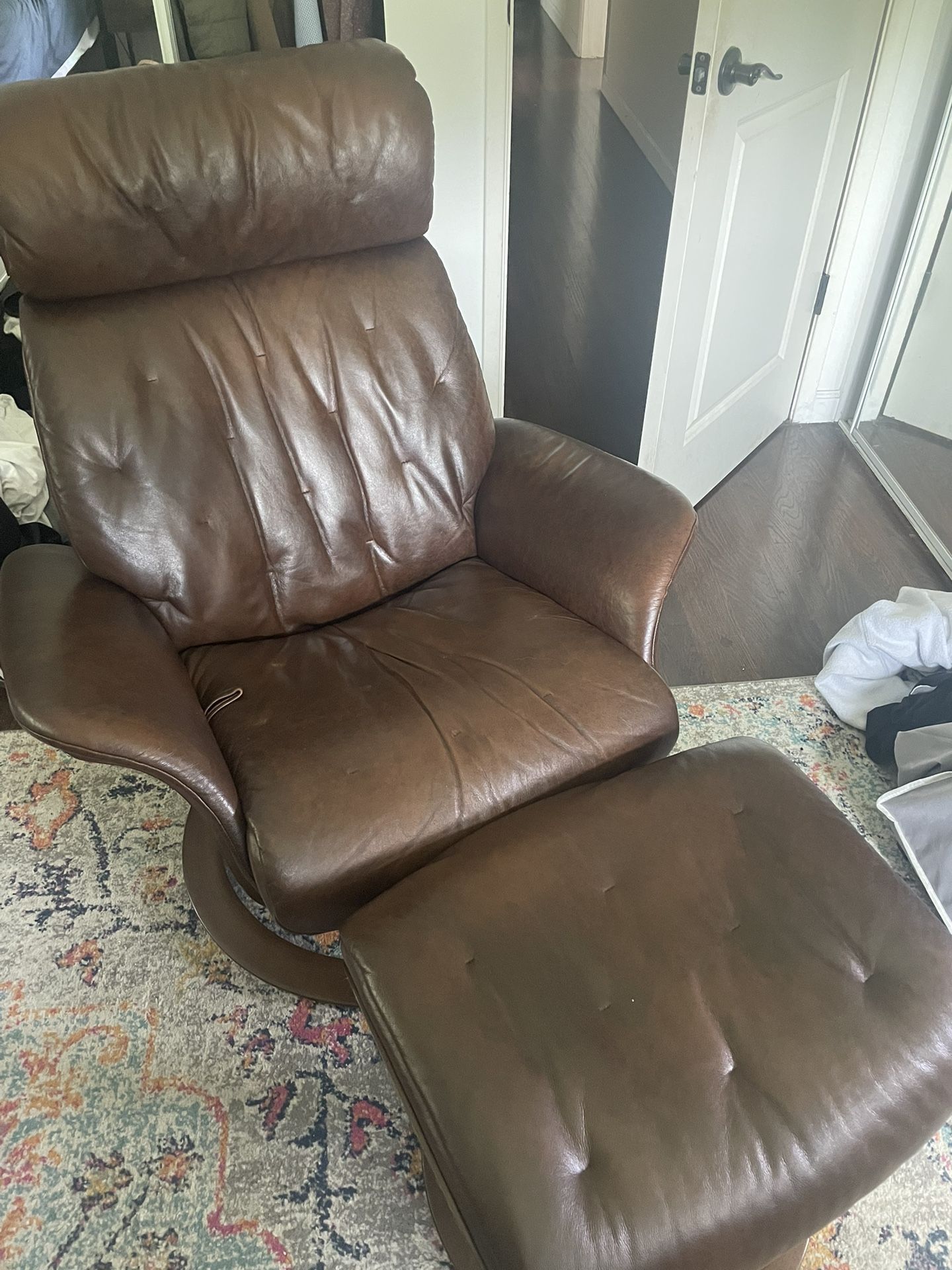 Leather Recliner Chair With Ottoman