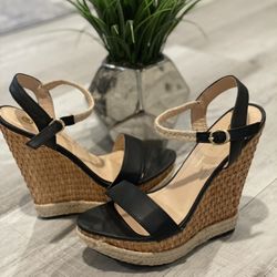 Chase And Chole Wedges 