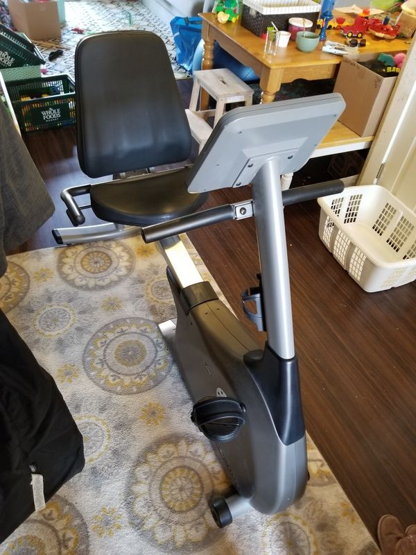 Vision Fitness r2200 recumbent exercise bike for Sale in Lafayette, CO