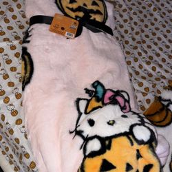Hello Kitty Pumpkin Faux Fur Blanket