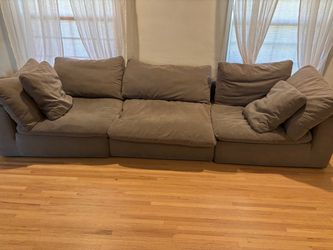 Cloud couch replica