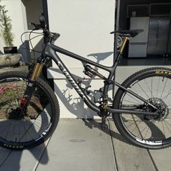 2022 Specialized Works Epic Evo Mountain Bike