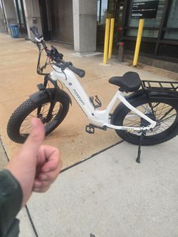 Puccipuck ebike 750 watt peak power 950 30 mph