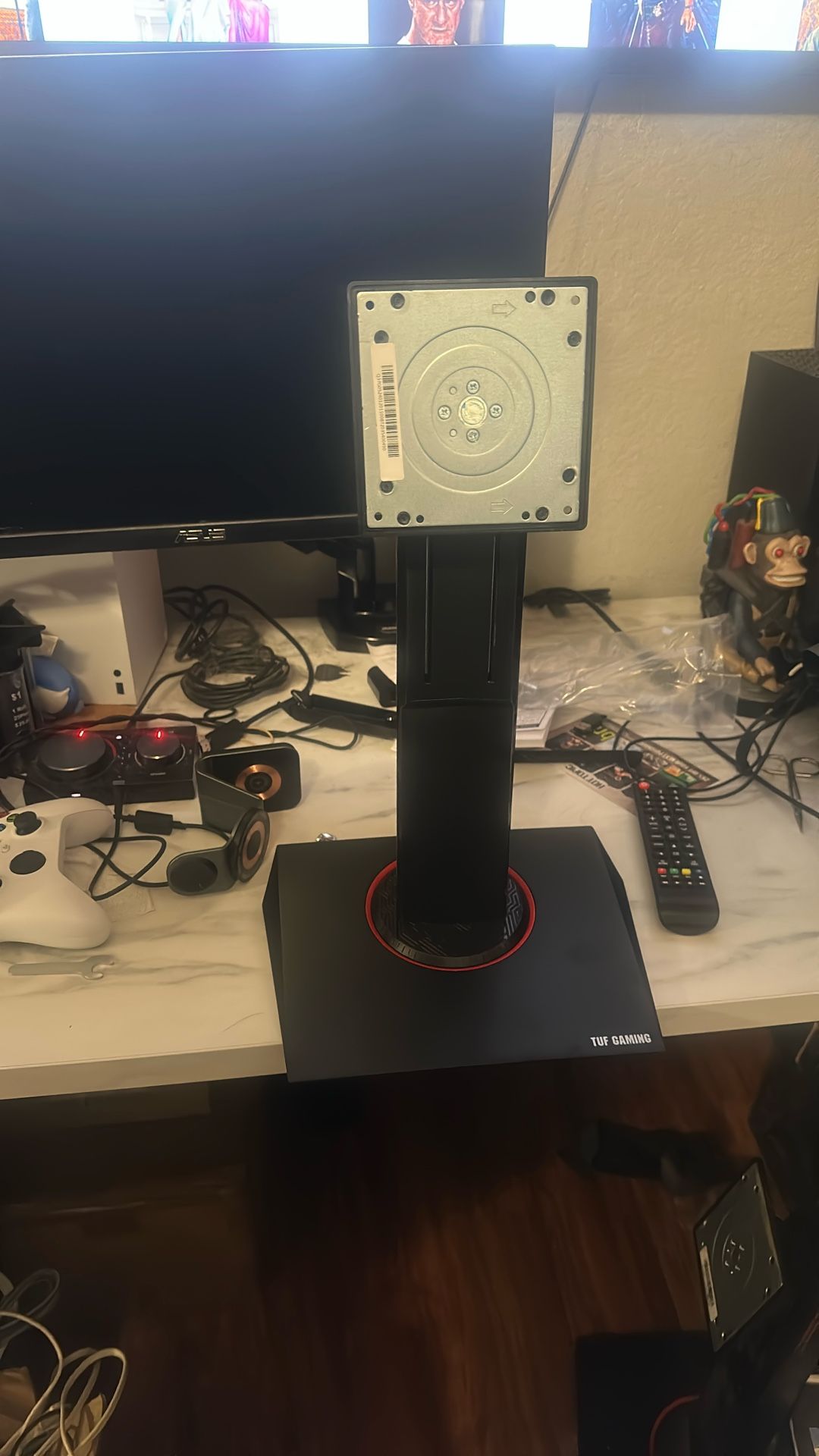 TUF GAMING MONITOR STAND