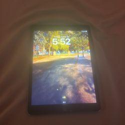 9th gen space grey Ipad