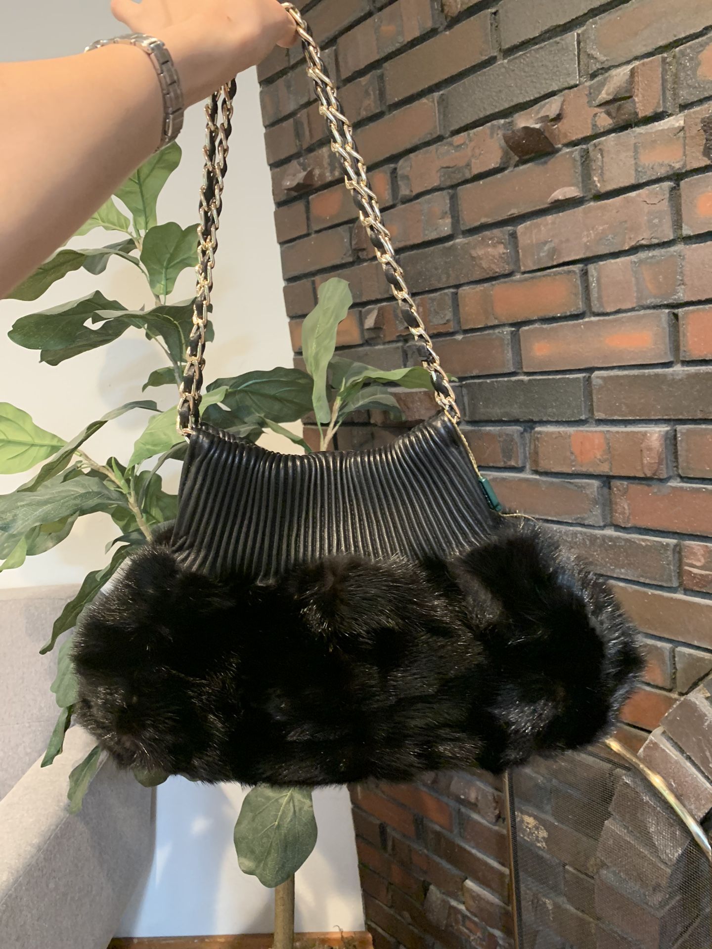 Brand New Authentic Women Purse/ Women Bag