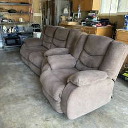 Ashley Reclining Couch/sofa/chair