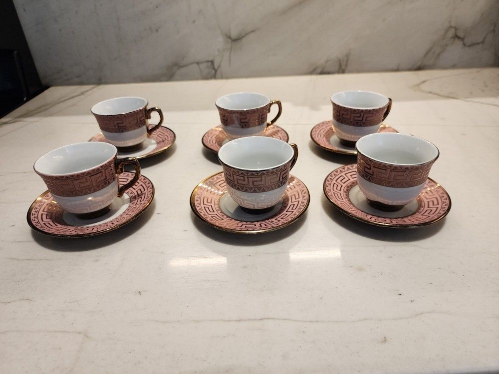 Turkish / Arabic Coffe Cup Set - Like New
