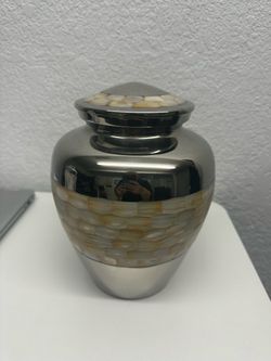 Adult Urn