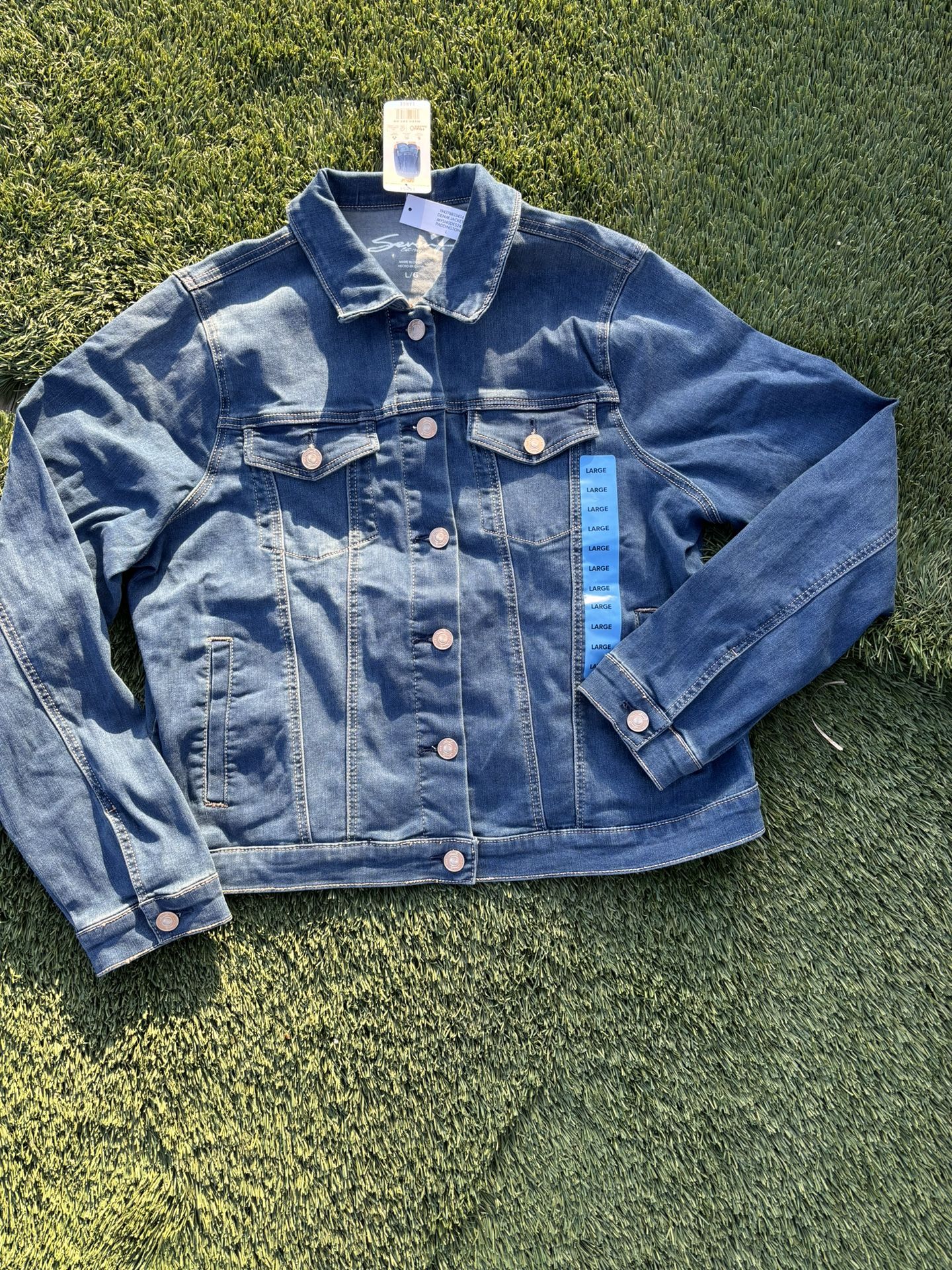 Women’s Denim Jacket