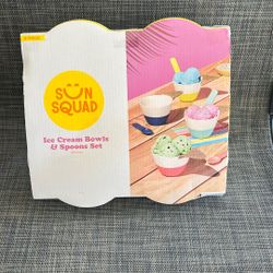 Ice Cream Bowls & Spoons Set 