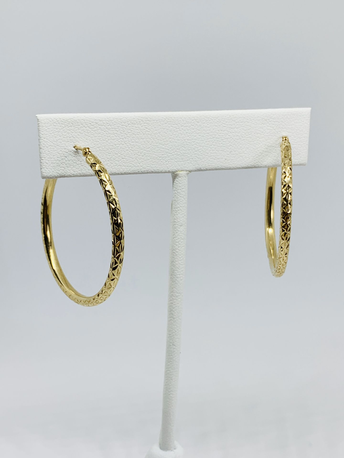Real 10k Gold Hoop Earrings Hoops 34mm Diamond Cut Hollow Tube Arracadas de Oro con Corte de Diamante