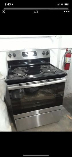 Black kitchen General Electric brand