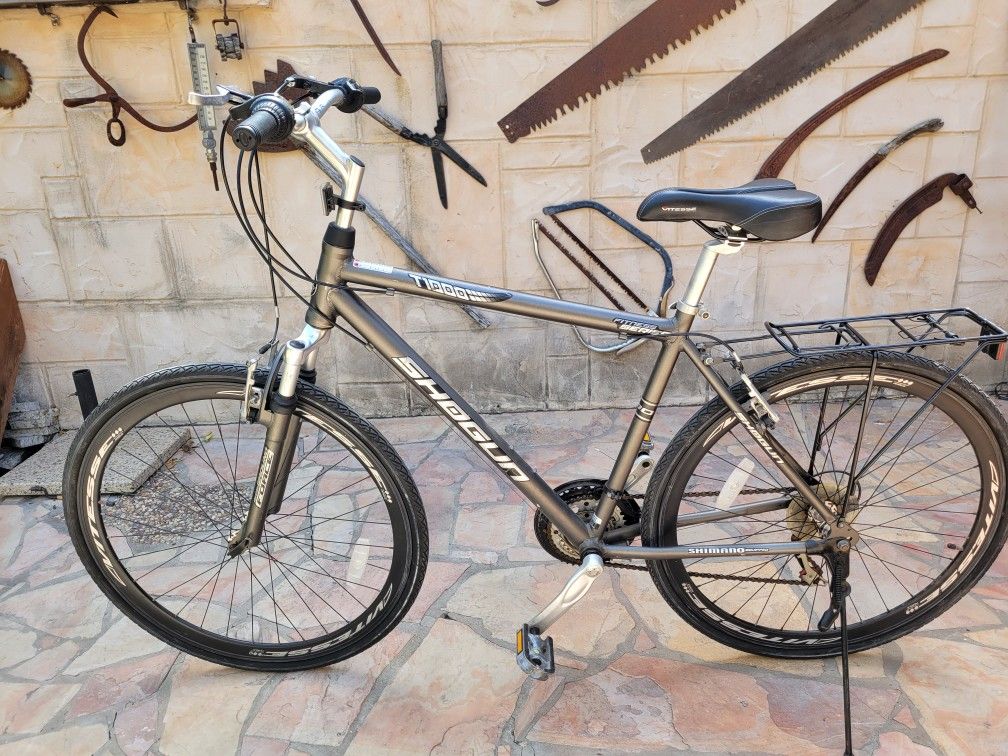 giant e bike hardtail 2021