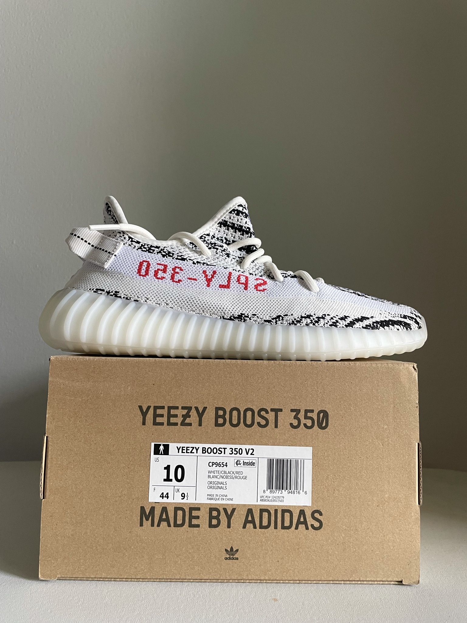 Yeezy 350 Zebra - 6 M / 7.5 W