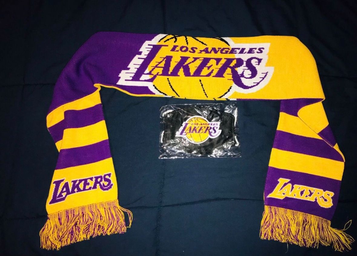 Lakers Scarf and mouth cover from crypto arena