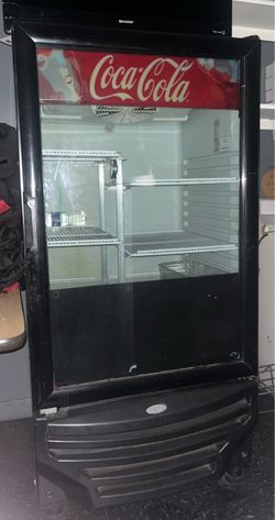 Pop refrigerator