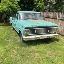 1967 Ford 250 3/4 Ton 2 Wheel Drive 390 Engine