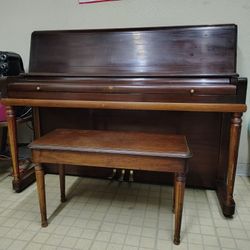 Studio Piano  1957 Willitzer 