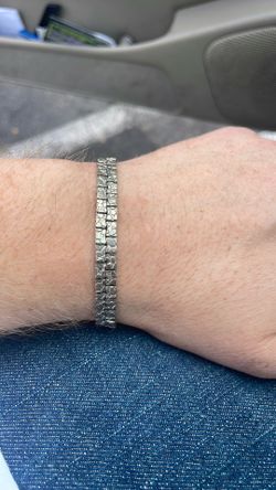 Gold bracelet