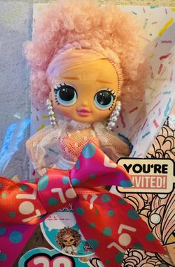 LOL Surprise OMG Present Surprise MISS CELEBRATE NIB