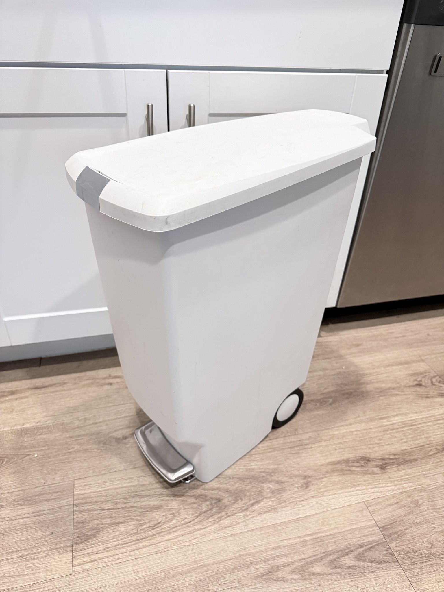 Simple Human Kitchen Trash Can