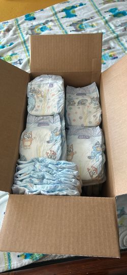 LUVS DIAPERS SIZE 1