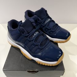 Size 6 (GS) - Jordan 11 Retro Low Navy Gum