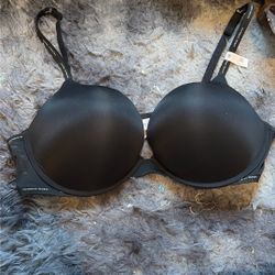 Victorias Secret T-Shirt Push Up Plunge 