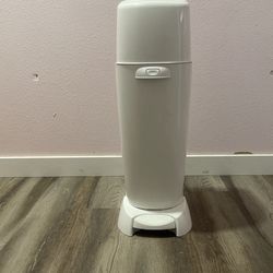 Baby Diaper Trash Can