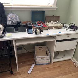 Free Desk And Shelf- Pick up Off 122 And Russell In Parkrose