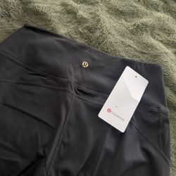 Flare new Lulu Lemon Leggings 