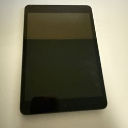 Apple iPad Mini ( READ‼️‼️‼️)