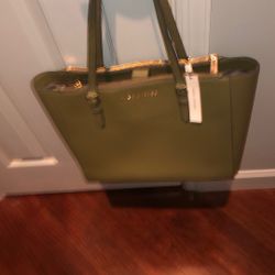 Marc Jacobs Leath Tote.NWT 