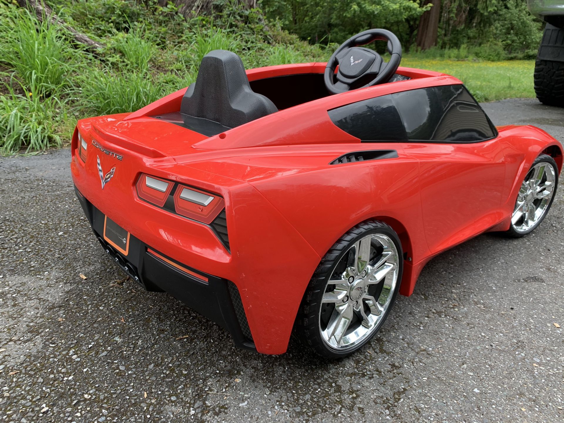 Fisher price power wheels corvette stingray 12v electric kids ride on