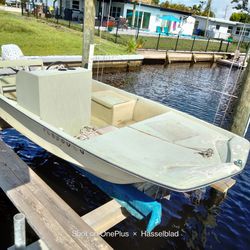 Boat,Trailer,Outboard,Motor,Skiff,