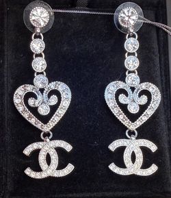 Authentic Chanel drop earrings