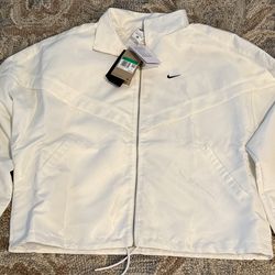 Nike Womens Windrunner Jacket Size XL