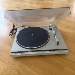Technics SL-B300 Fully Automatic Turntable – Works Great – Dust Cover Included