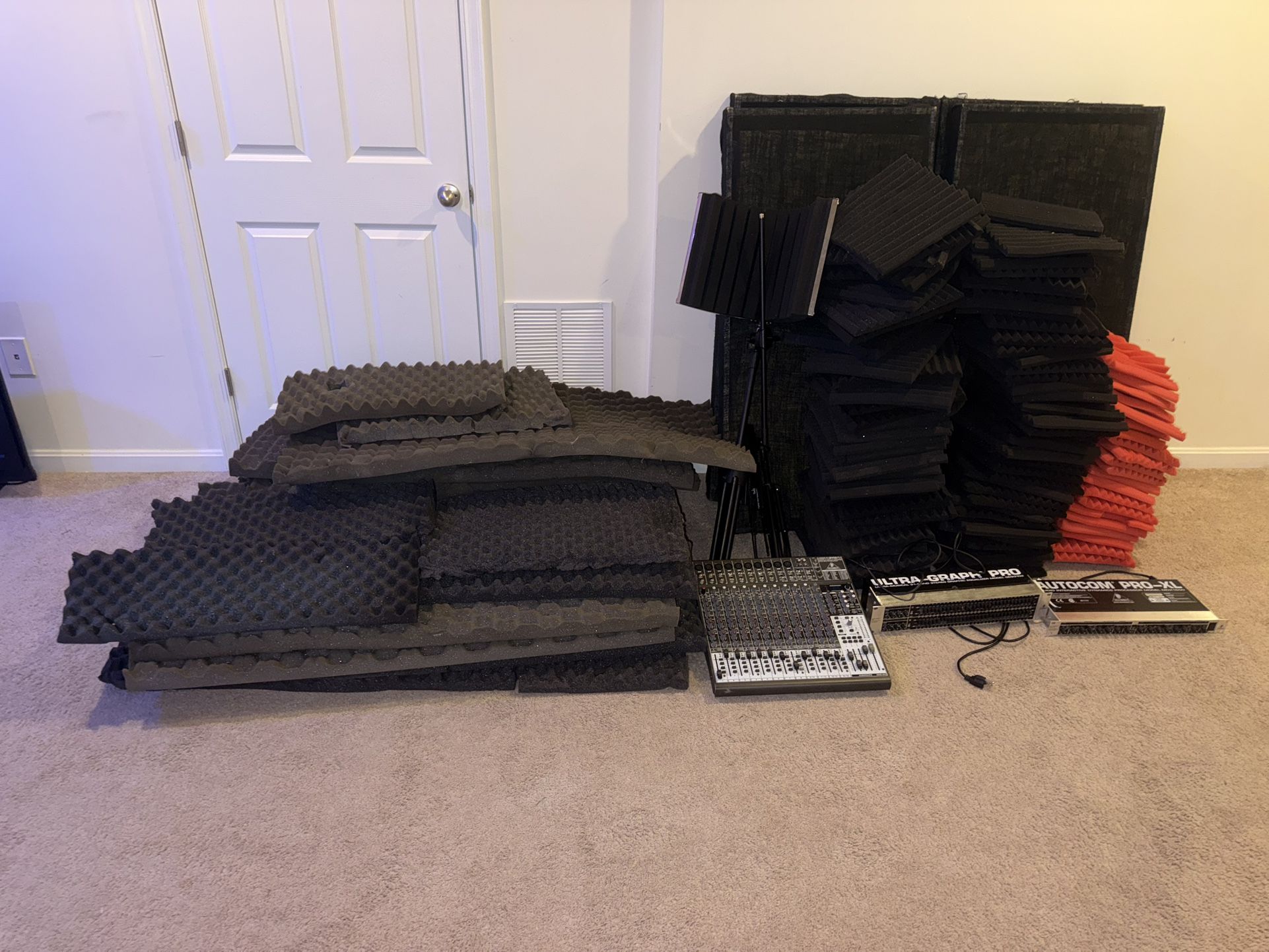 Studio Equipment Bundle