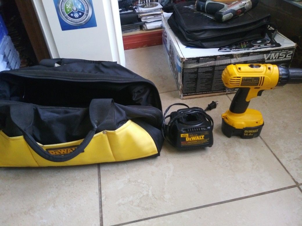 DeWalt 14.4 v