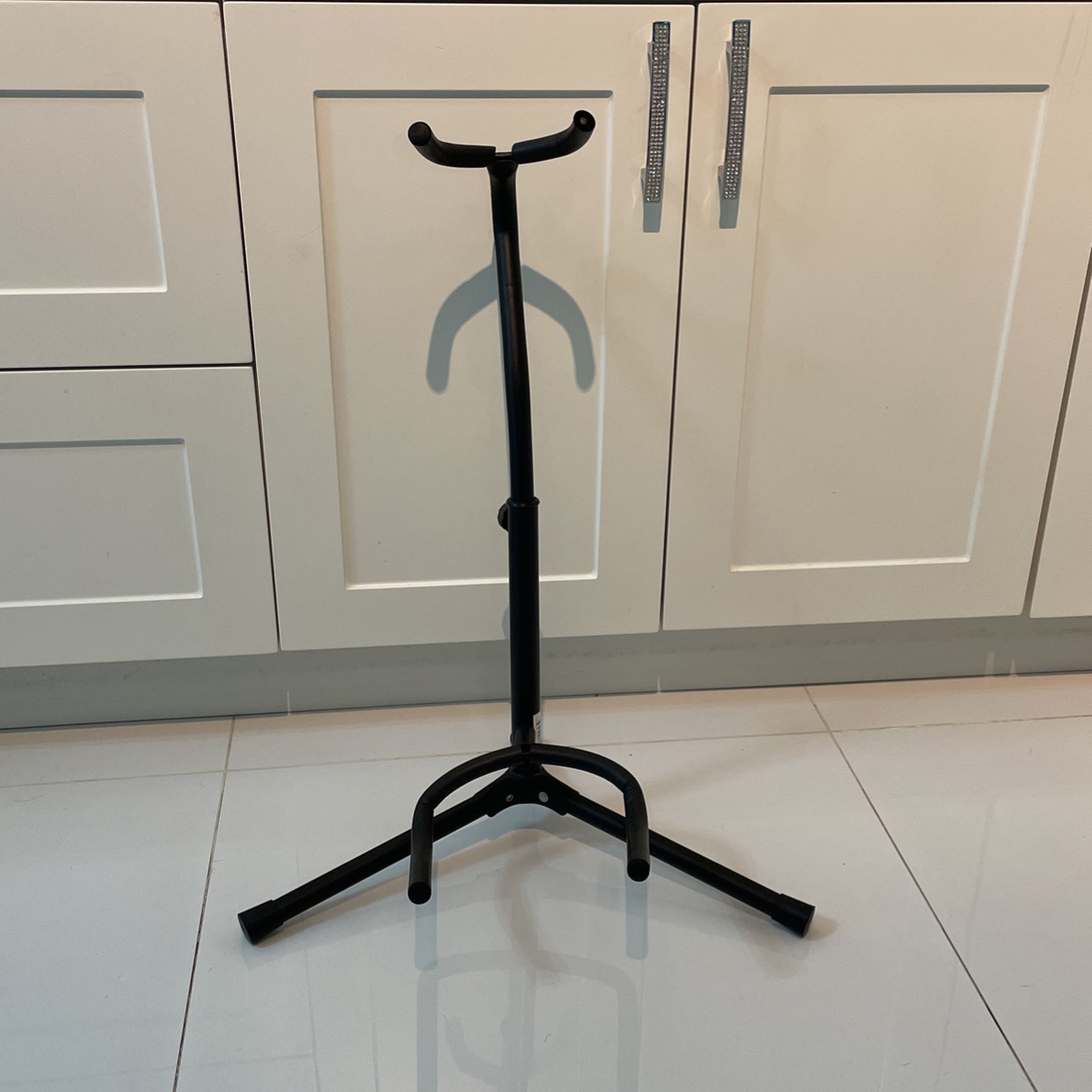 Gear One GS5 Guitar Stand Black