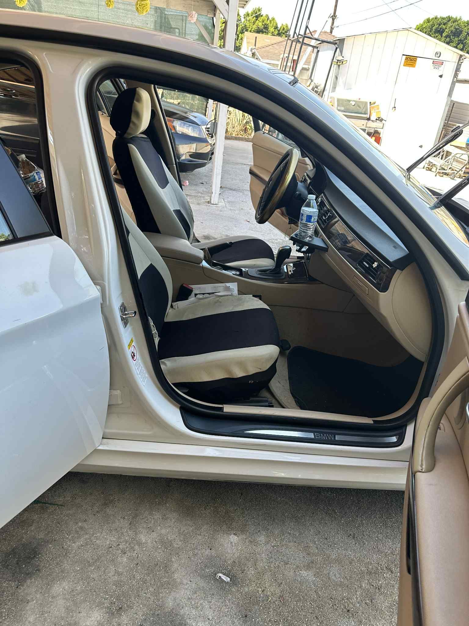 Bmw 2009 Usado En Buenas Condiciones.83.000 Mil Millas. Precio Negociable