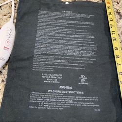 13 By 16 Inch Heating Pad W/ 4 Heat Settings, 2 Hrs Auto Off Feature, Great For Smaller Areas