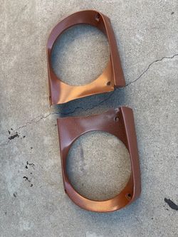 1965 Mustang headlight bezel
