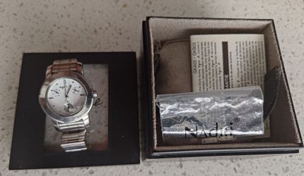 AGNES B CHRONOGRAPH WOMEN'S WATCH MADE IN JAPAN