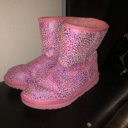 Pink Uggs Size 6 