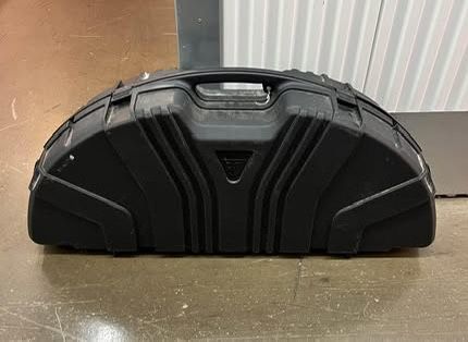 PLANO BOW GUARD CASE